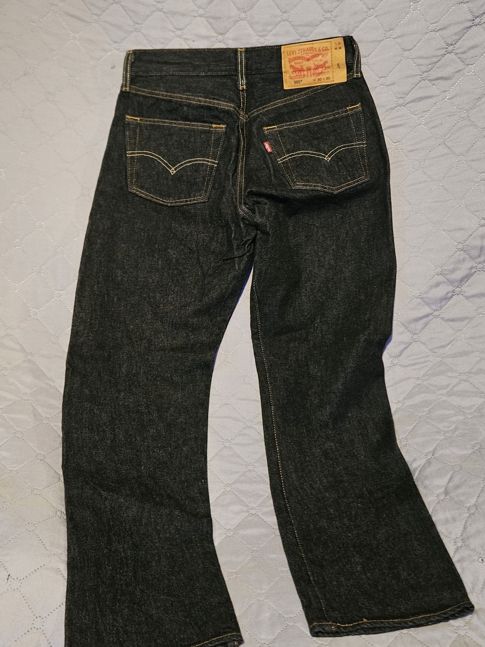 Levi's Men's Black Bootcut Jeans with Contrast Stitching